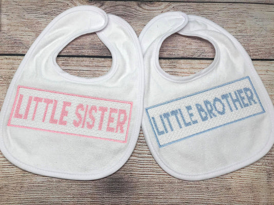 Girls Little Sister Bib, Boys Little Brother Bib, Twins baby gift, Faux Smock Bib, Baby Shower Gift, Coming Home Gift, Sibling Gift